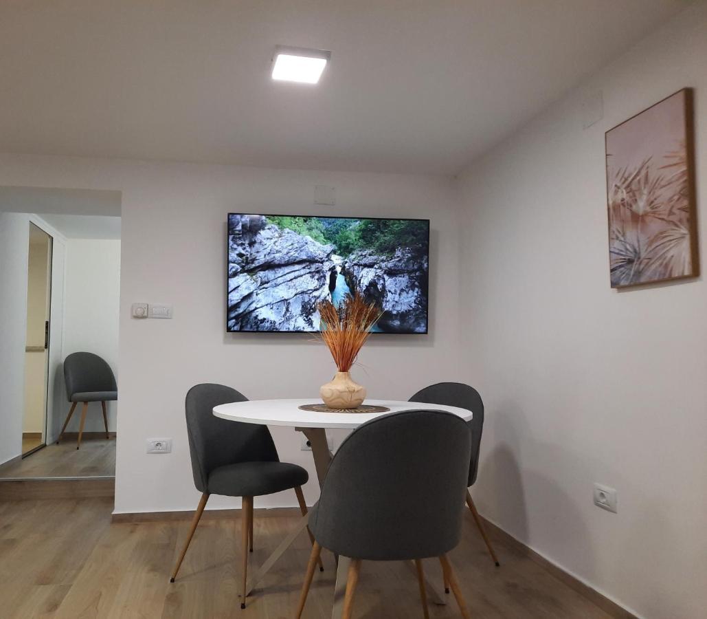 Studio Hisa Spuntar Bovec Esterno foto
